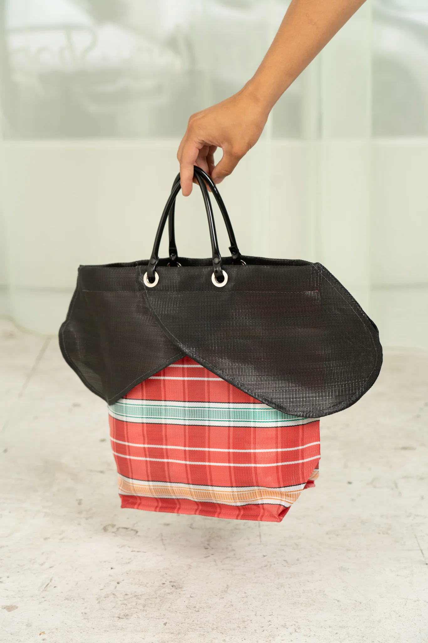 Flower Edition Bolivian Bazar Bag — Two Two Exclusive - Image 3