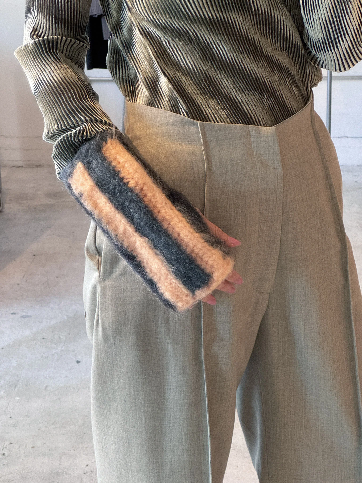 Wool Hand Warmers (Conch) - Image 2